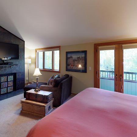 Vail Residences At Cascade Village, A Destination By Hyatt Residence Bagian luar foto
